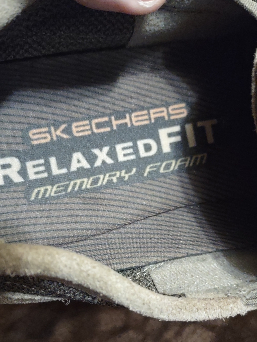 Men's Skechers Casual Loafers Size 9.5 - Picture 3 of 6